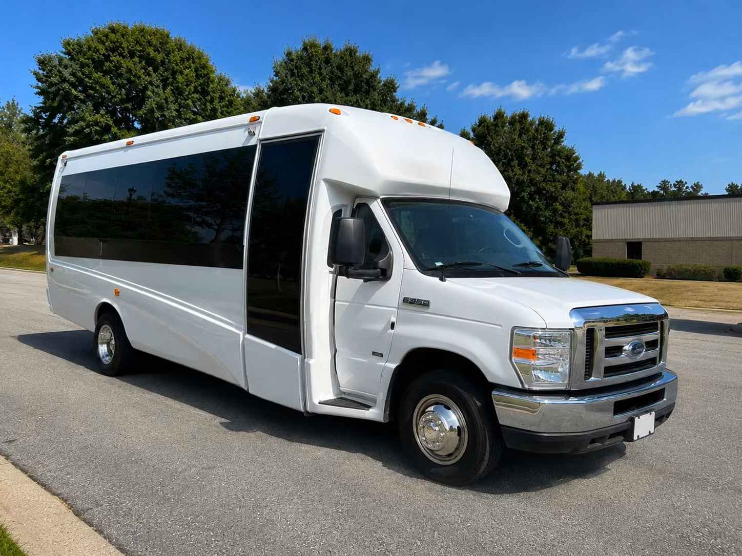 event transportation bus rentals in quincy